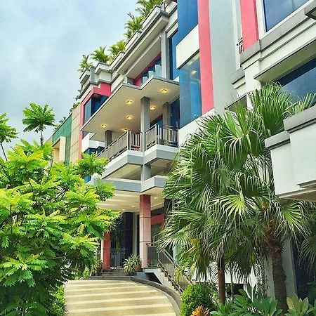 Sahati Hotel Jakarta Exterior photo