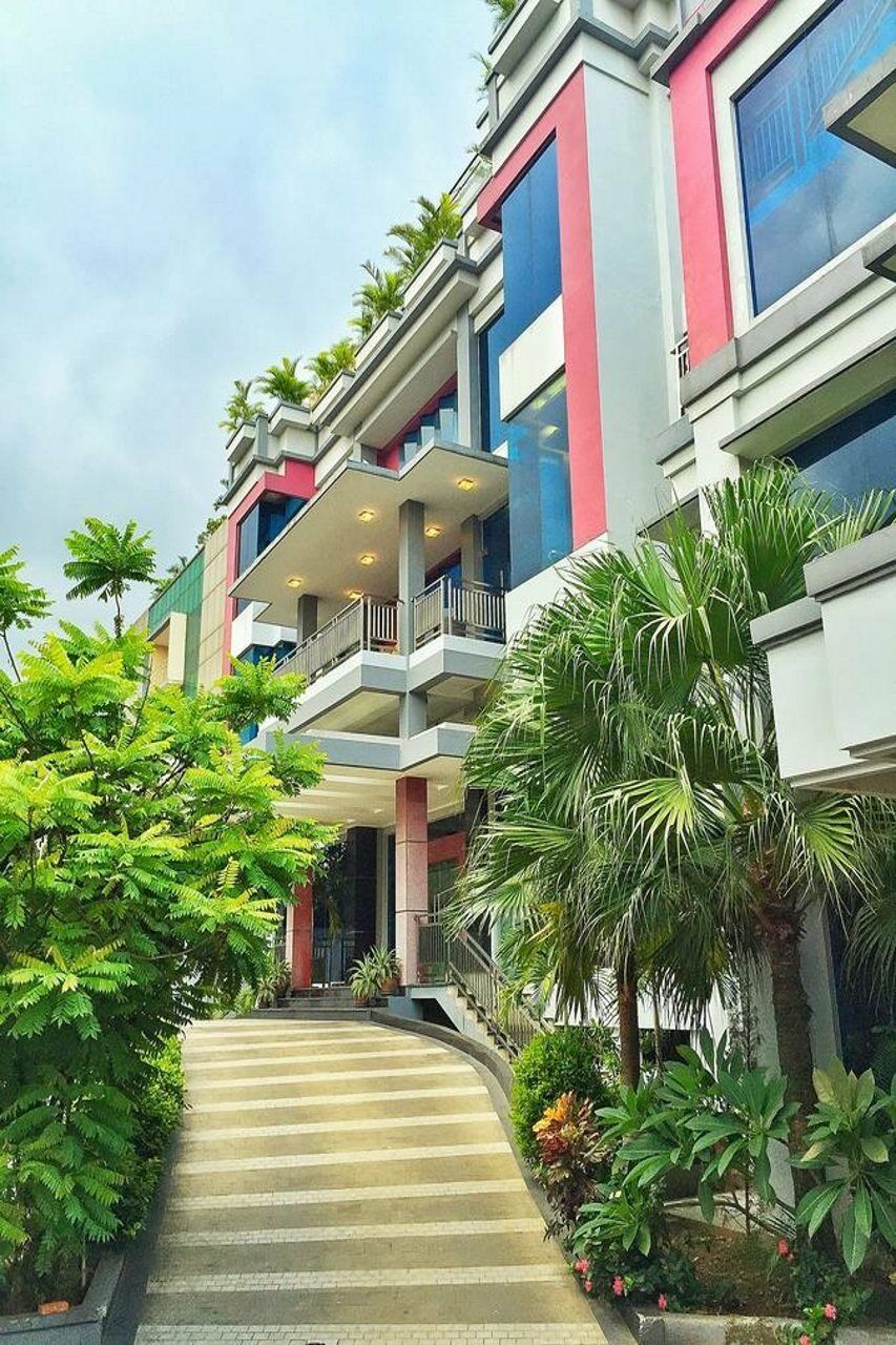 Sahati Hotel Jakarta Exterior photo
